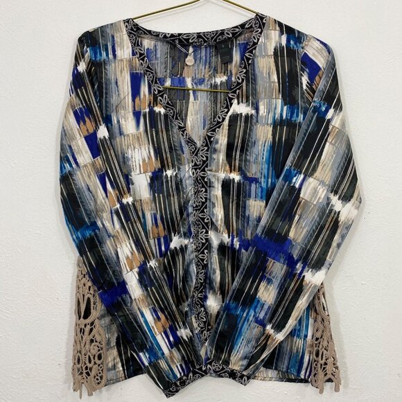 BKE BOUTIQUE PRINTED BLOUSE WOMEN SzS - Picture 1 of 8